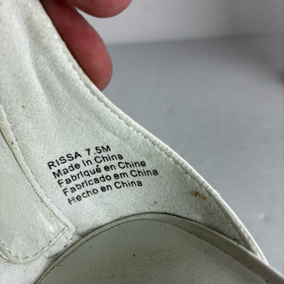 Jewel by Badgley Mischka Beaded Ankle Strap White Satin Chunky Heels - Picture 7 of 9